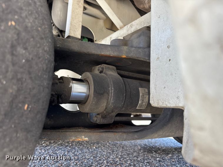 image for item DU0354 2017 UniCarriers PF50 forklift