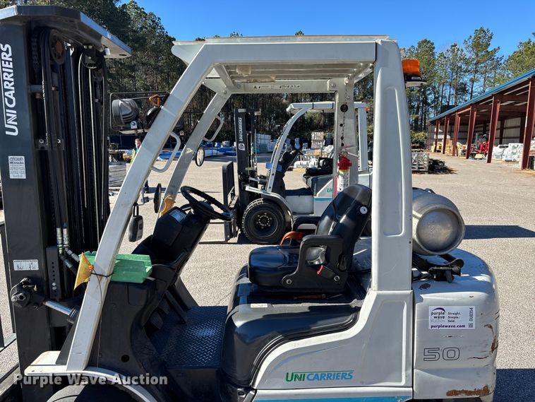 image for item DU0354 2017 UniCarriers PF50 forklift