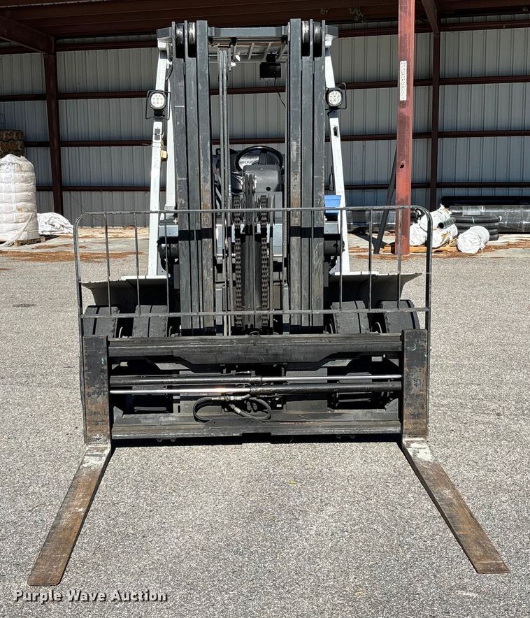 image for item DU0355 2016 UniCarriers PF80YLP forklift