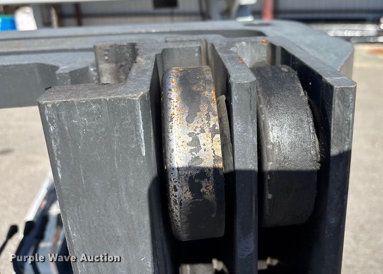 image for item DU0355 2016 UniCarriers PF80YLP forklift