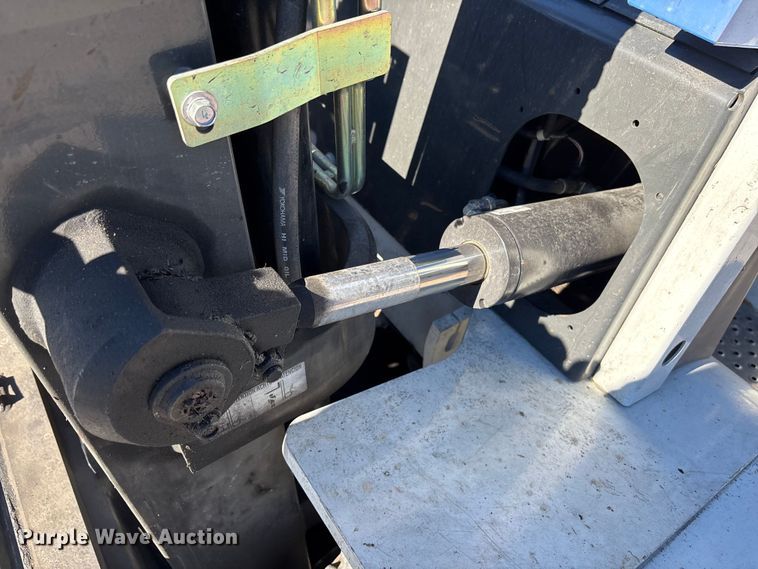 image for item DU0355 2016 UniCarriers PF80YLP forklift