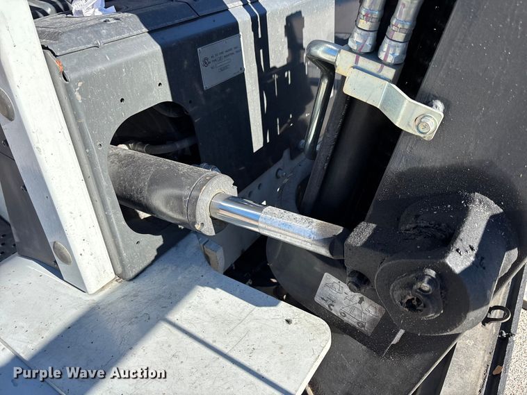 image for item DU0355 2016 UniCarriers PF80YLP forklift