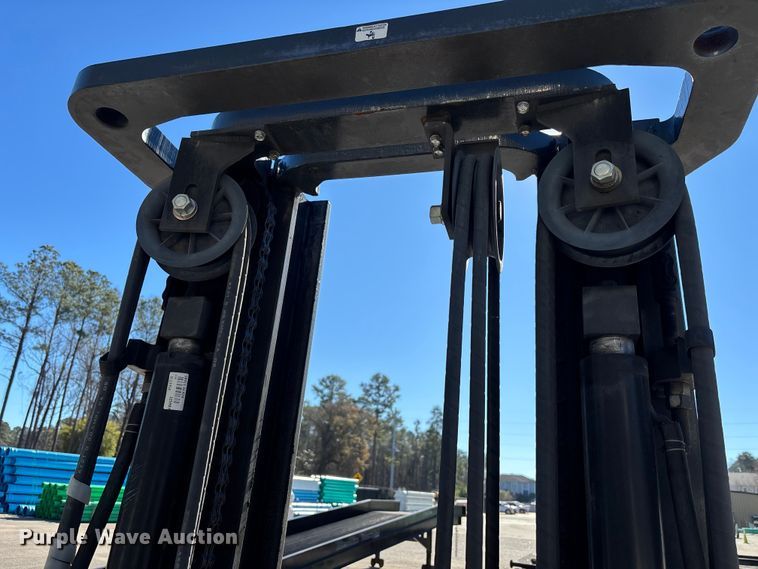 image for item DU0355 2016 UniCarriers PF80YLP forklift