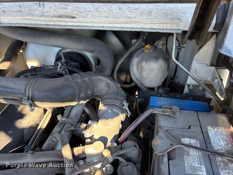 image for item DU0355 2016 UniCarriers PF80YLP forklift