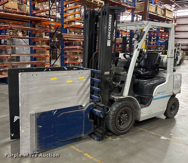 image for item DU0358 2017 UniCarriers PF50 forklift