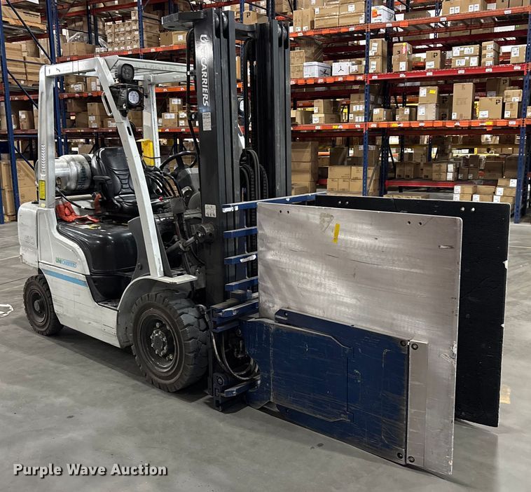 image for item DU0358 2017 UniCarriers PF50 forklift