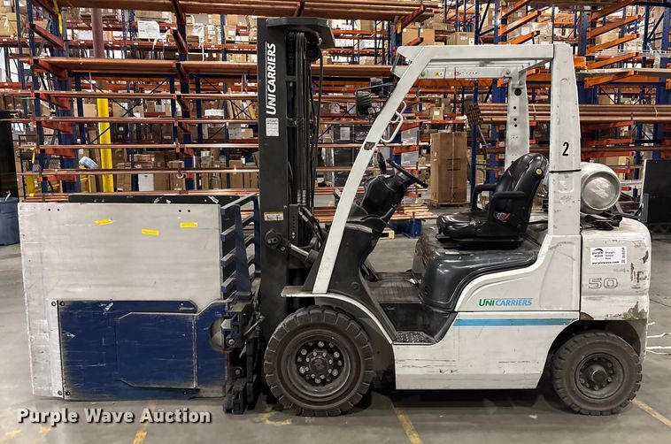 image for item DU0358 2017 UniCarriers PF50 forklift