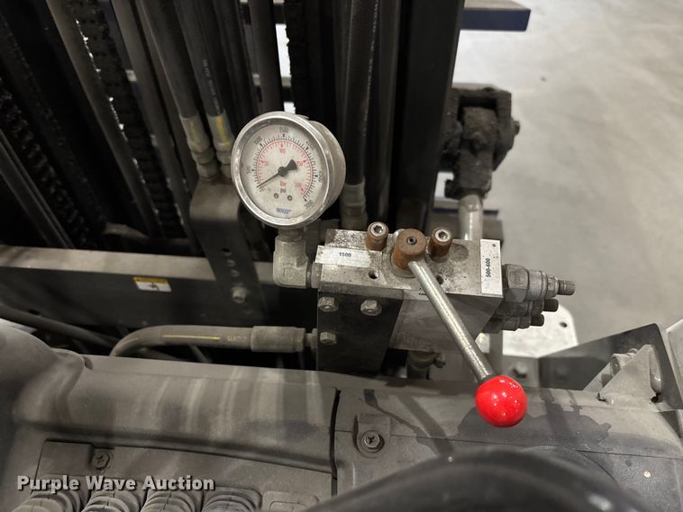 image for item DU0358 2017 UniCarriers PF50 forklift