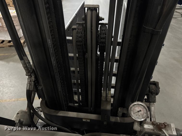 image for item DU0358 2017 UniCarriers PF50 forklift