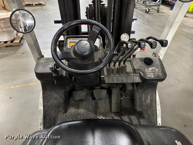 image for item DU0358 2017 UniCarriers PF50 forklift