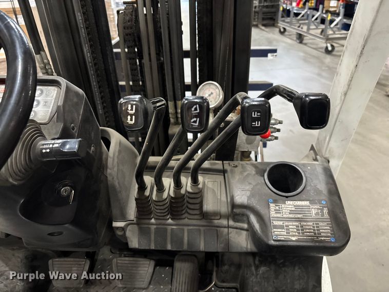 image for item DU0358 2017 UniCarriers PF50 forklift