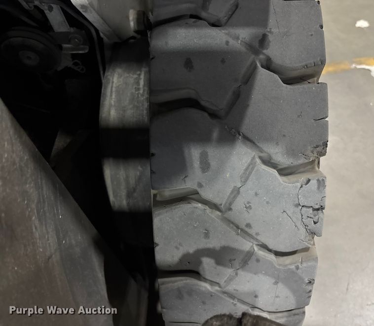 image for item DU0358 2017 UniCarriers PF50 forklift