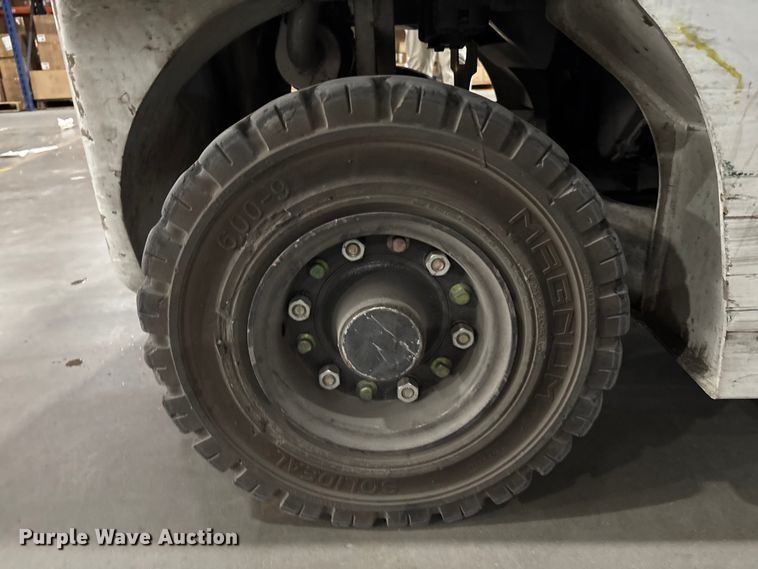 image for item DU0358 2017 UniCarriers PF50 forklift