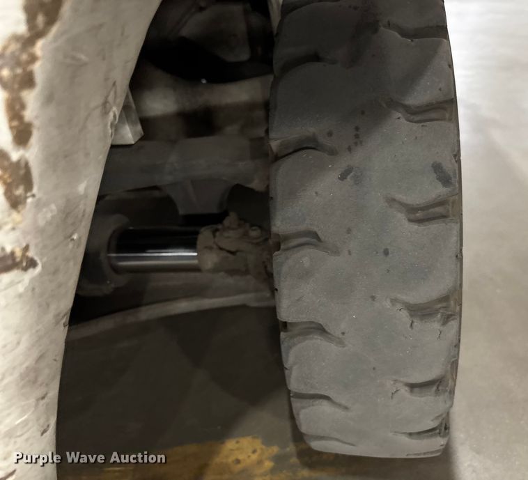 image for item DU0358 2017 UniCarriers PF50 forklift