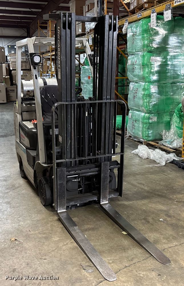 image for item DU0359 2015 Nissan CFS40 forklift