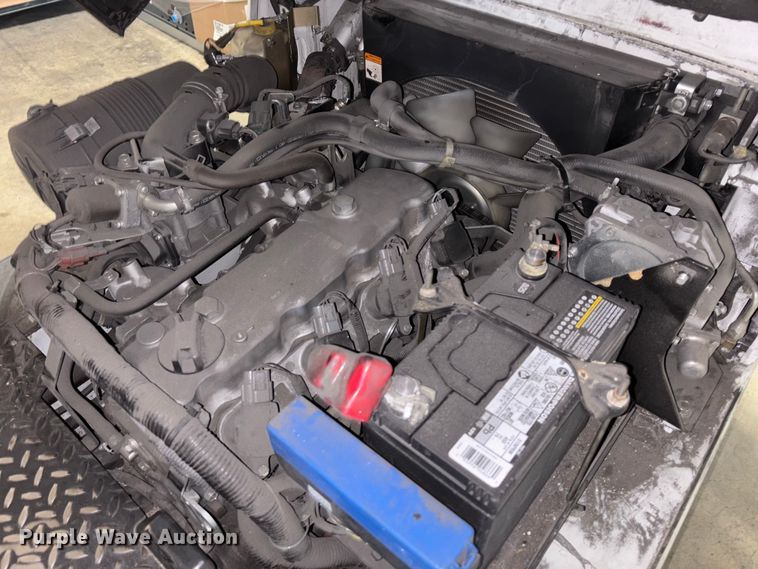 image for item DU0359 2015 Nissan CFS40 forklift