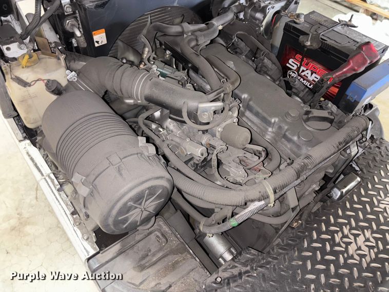 image for item DU0359 2015 Nissan CFS40 forklift