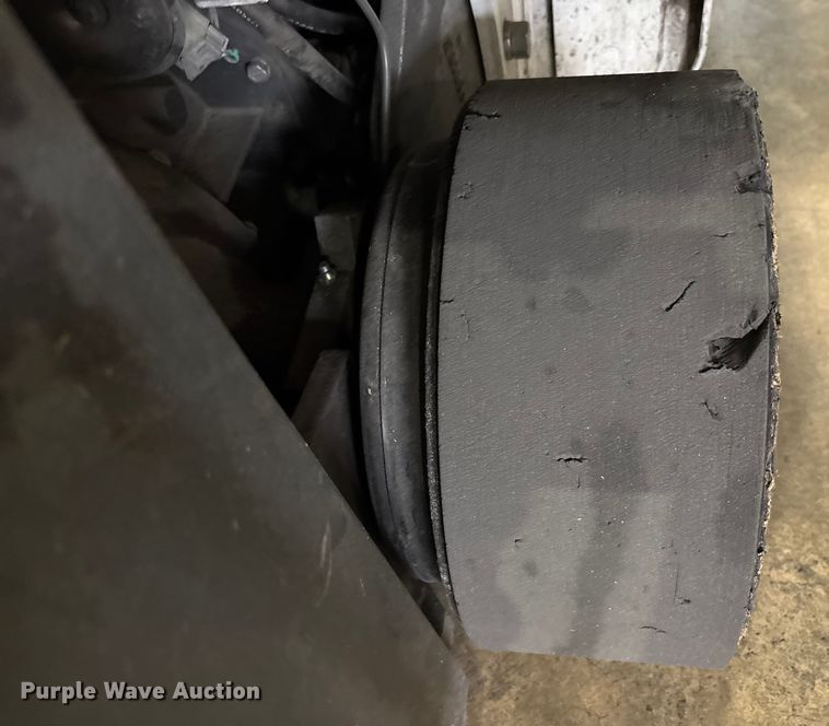 image for item DU0359 2015 Nissan CFS40 forklift