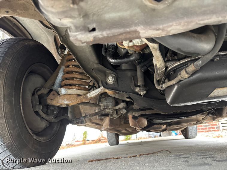 image for item DU0360 1985 Mercedes-Benz 126 