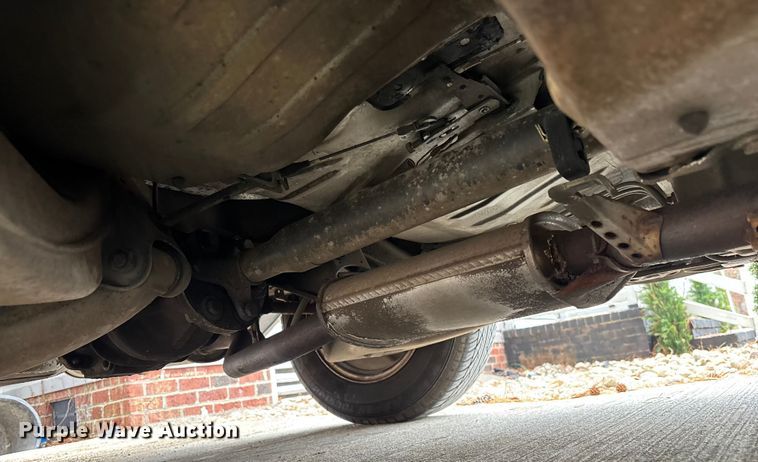 image for item DU0360 1985 Mercedes-Benz 126 