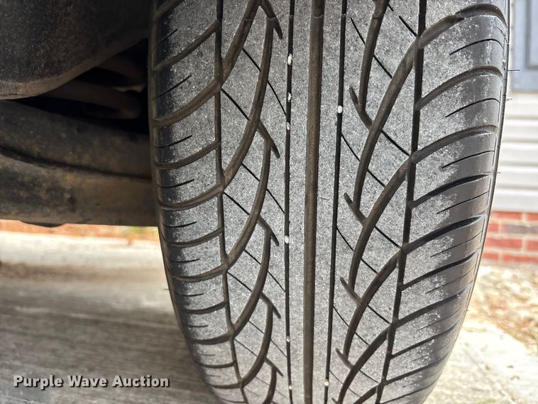 image for item DU0360 1985 Mercedes-Benz 126 