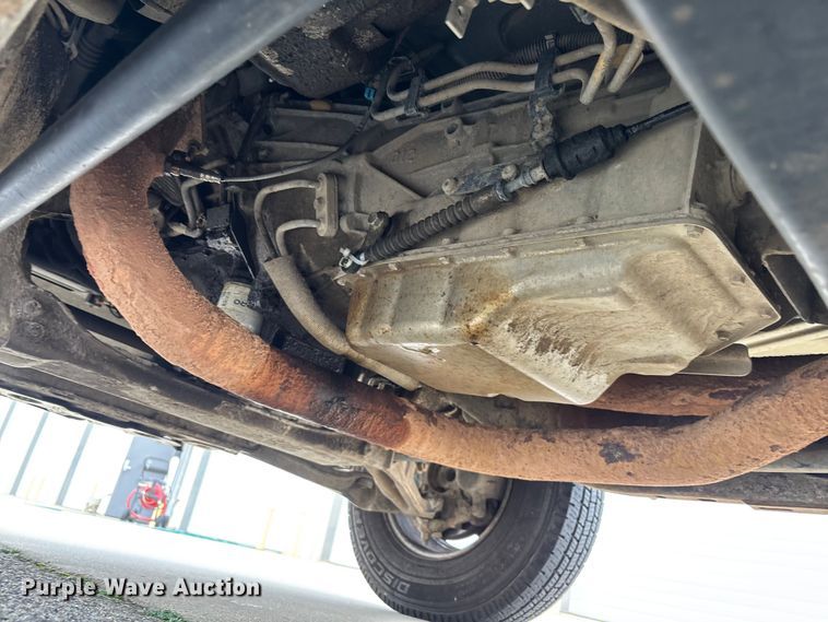 image for item DU0362 2007 Chevrolet Silverado 3500HD flatbed pickup truck