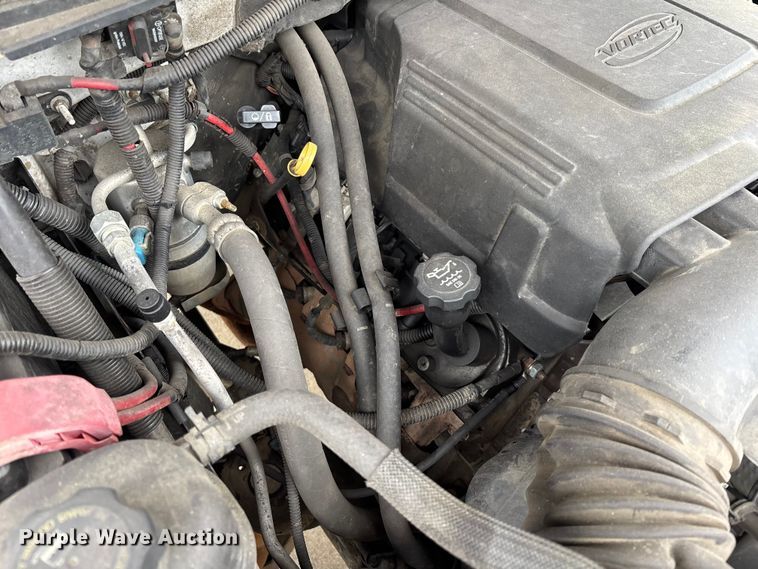 image for item DU0362 2007 Chevrolet Silverado 3500HD flatbed pickup truck