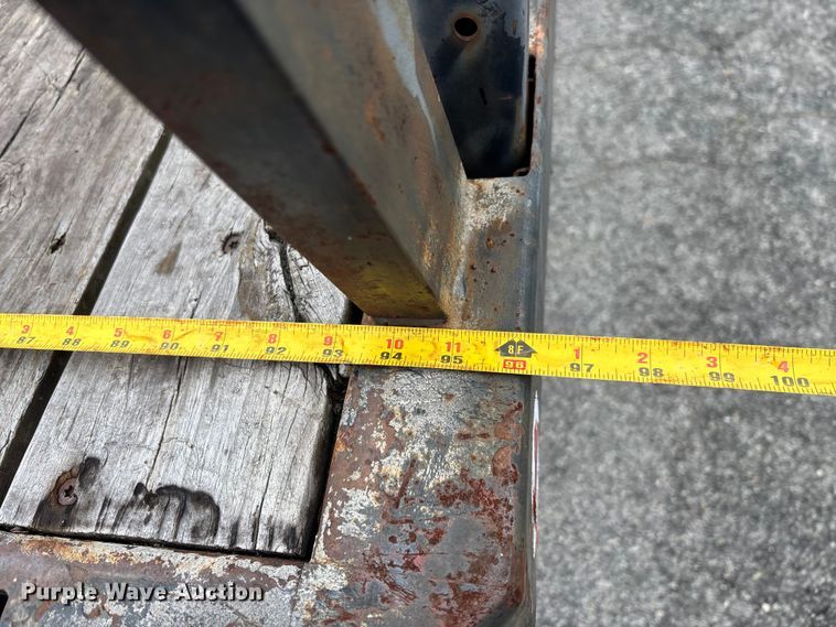 image for item DU0362 2007 Chevrolet Silverado 3500HD flatbed pickup truck