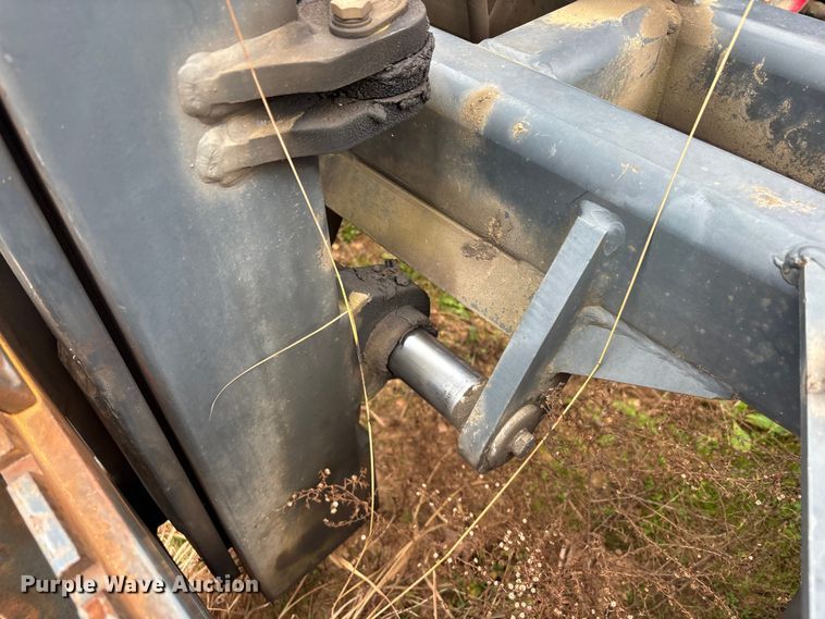 image for item DU0363 2015 Moffett M5501 forklift