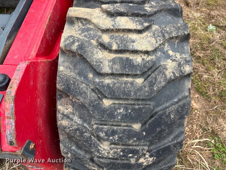 image for item DU0363 2015 Moffett M5501 forklift