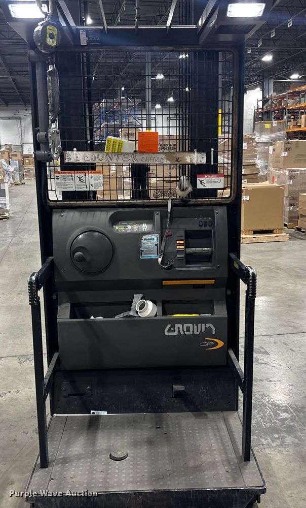 image for item DU0371 2016 Crown SP3520-30 order picker