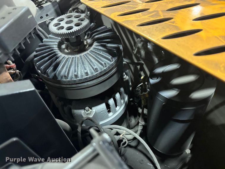 image for item DU0371 2016 Crown SP3520-30 order picker