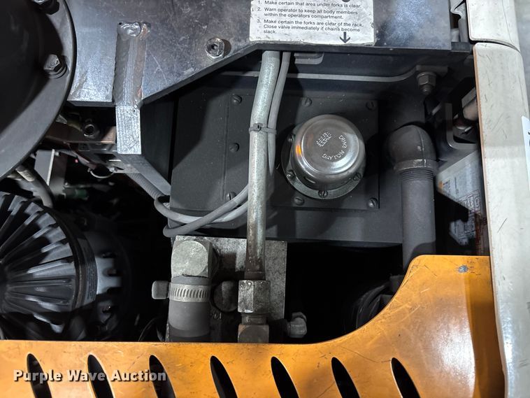 image for item DU0372 2017 Crown SP3500-30 order picker