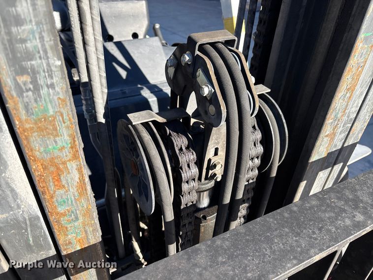 image for item DU0373 2016 UniCarriers PF80YLP forklift