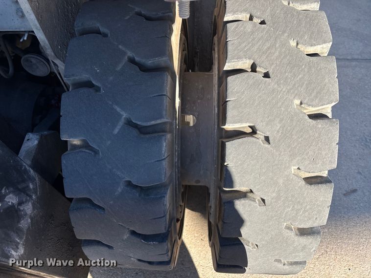 image for item DU0373 2016 UniCarriers PF80YLP forklift