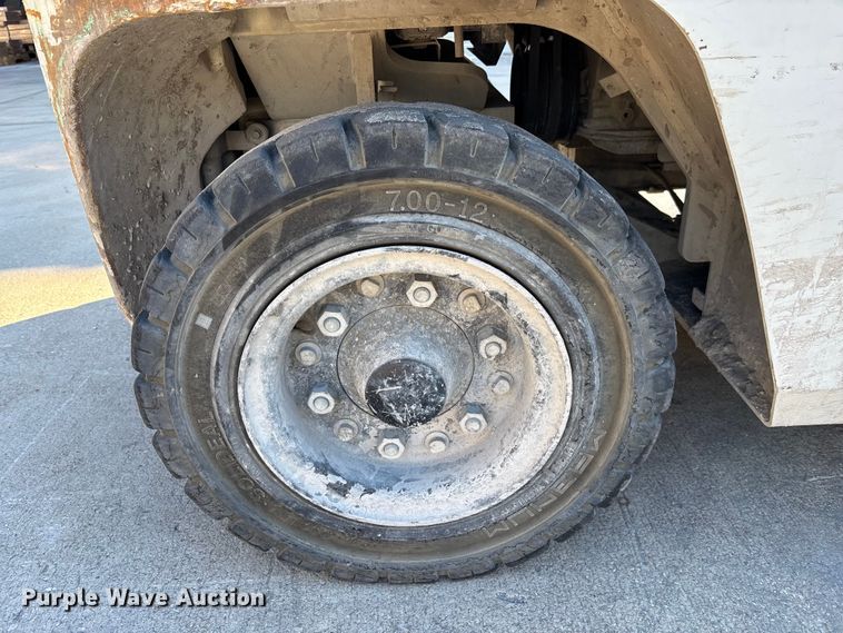 image for item DU0373 2016 UniCarriers PF80YLP forklift