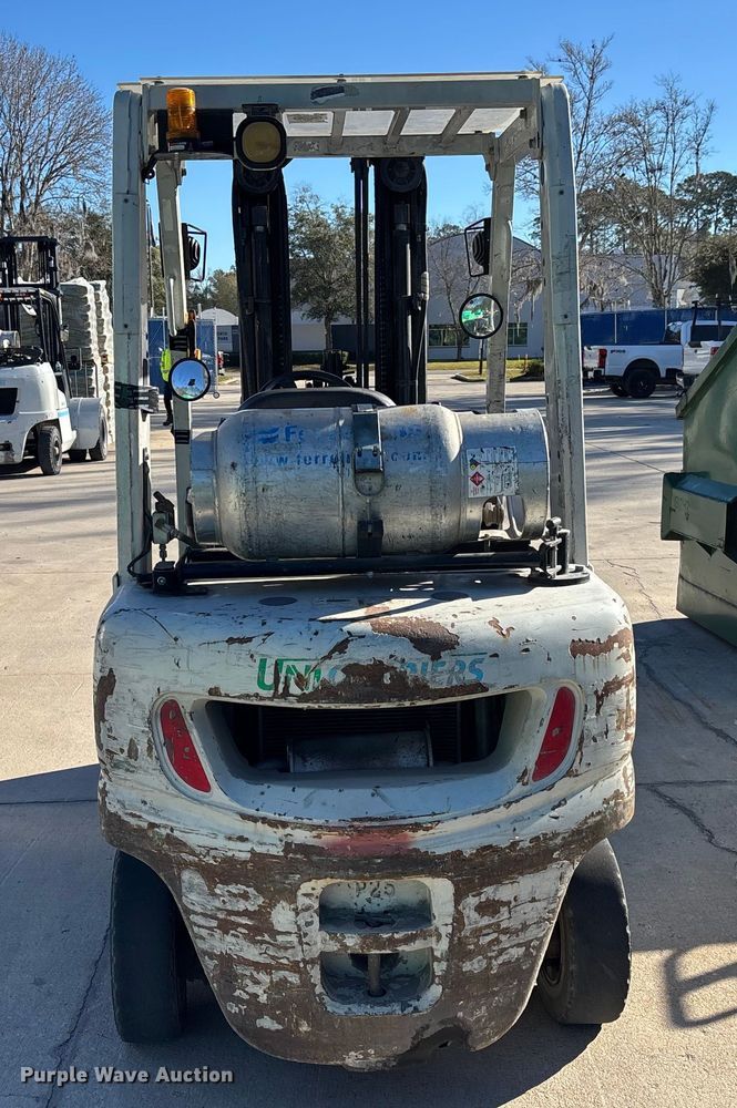 image for item DU0374 2017 UniCarriers PF50 forklift