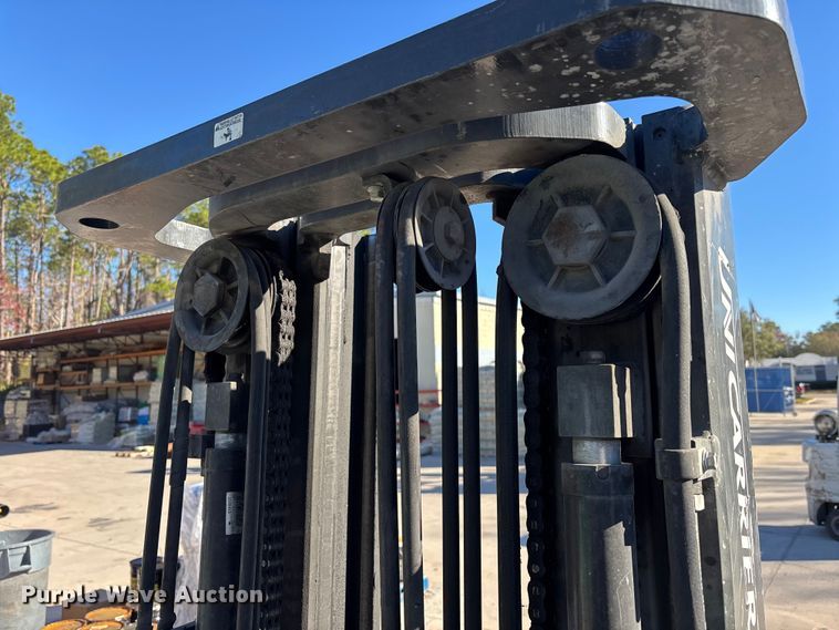 image for item DU0374 2017 UniCarriers PF50 forklift