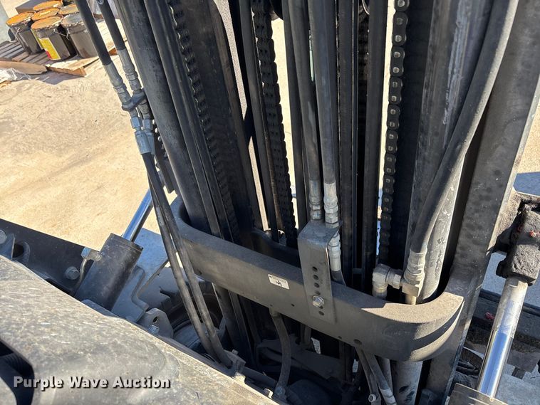 image for item DU0374 2017 UniCarriers PF50 forklift