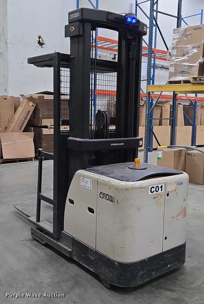 image for item DU2664 2016 Crown SP3520-30 order picker