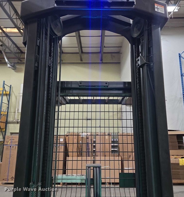 image for item DU2664 2016 Crown SP3520-30 order picker