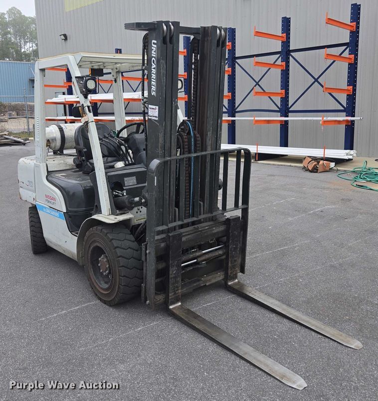 image for item DU2665 2015 Nissan PF70 forklift