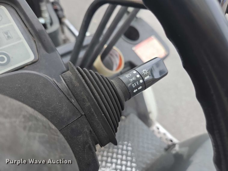 image for item DU2665 2015 Nissan PF70 forklift