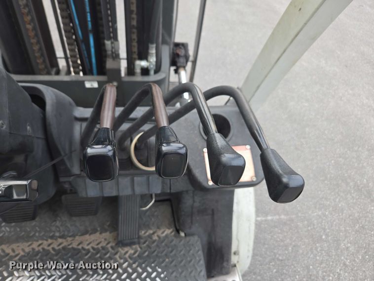 image for item DU2665 2015 Nissan PF70 forklift