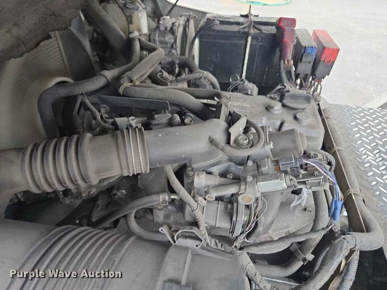 image for item DU2665 2015 Nissan PF70 forklift