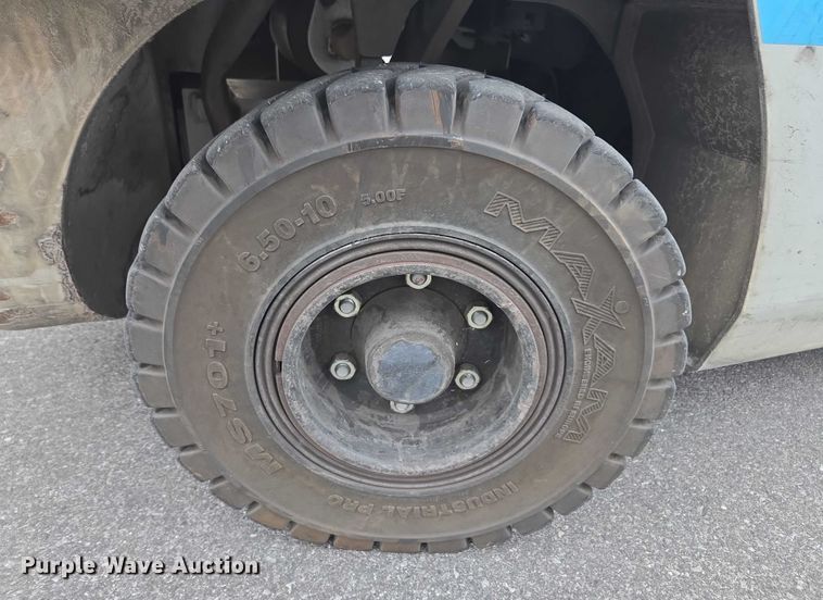 image for item DU2665 2015 Nissan PF70 forklift