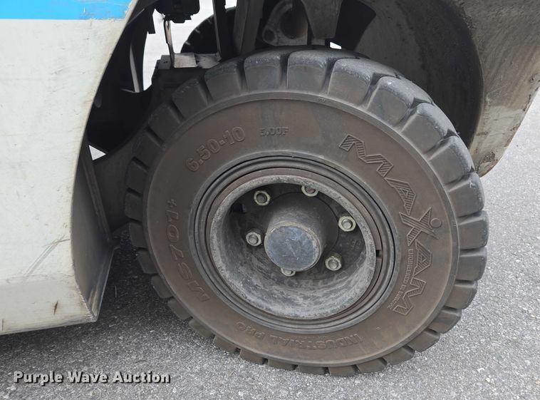 image for item DU2665 2015 Nissan PF70 forklift