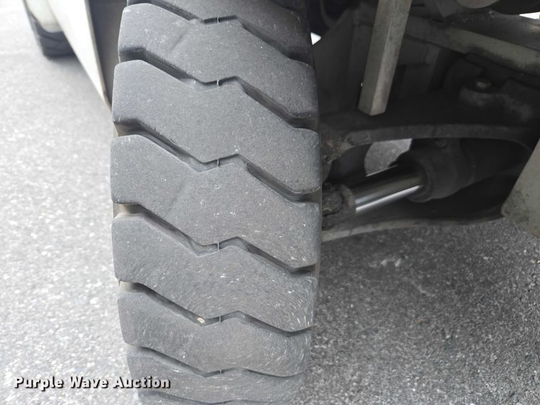 image for item DU2665 2015 Nissan PF70 forklift