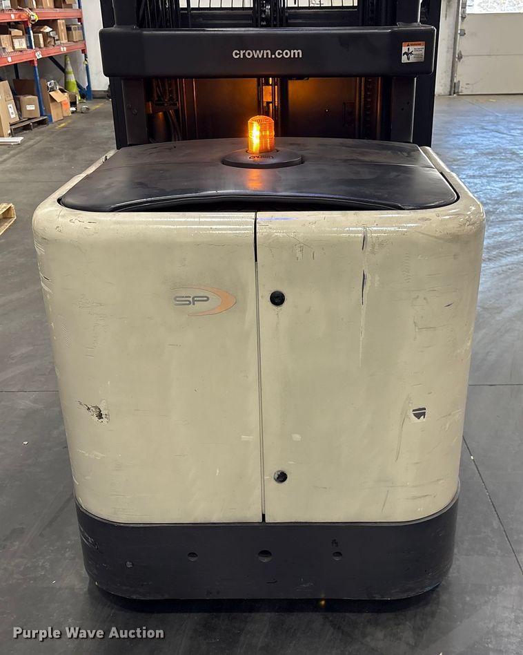 image for item DU2690 2017 Crown SP3520-30 order picker