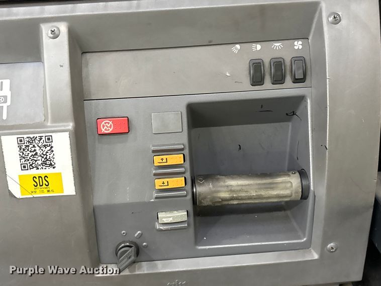 image for item DU2690 2017 Crown SP3520-30 order picker